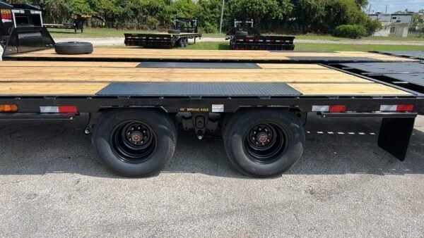 Big Tex 22GN 35′ Tandem Dual Gooseneck Trailer with Mega Ramps – 35D5A-MRBK