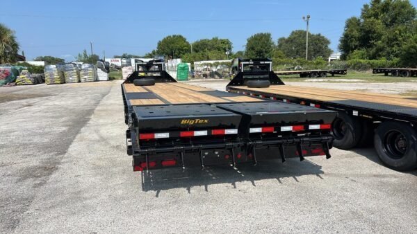 Big Tex 22GN 35′ Tandem Dual Gooseneck Trailer with Mega Ramps – 35D5A-MRBK