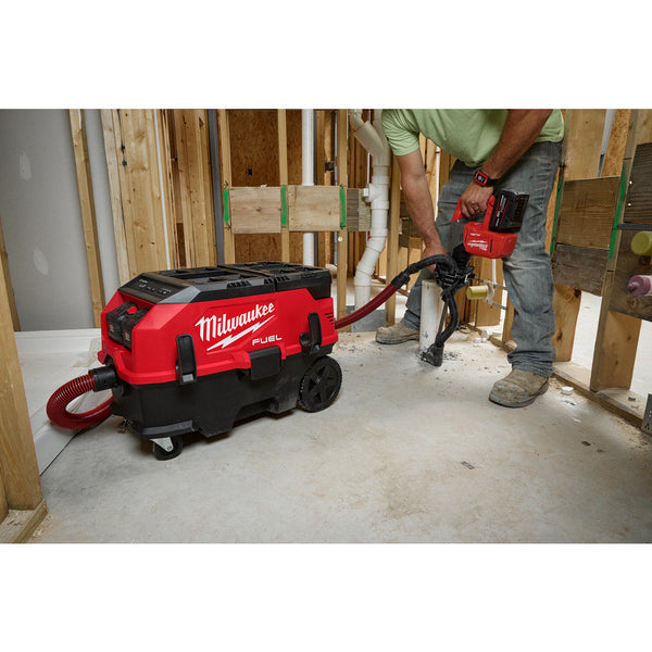 Milwaukee 0888-22HD M18 FUEL 18V 9 Gallon Dual Battery Dust Extractor Kit