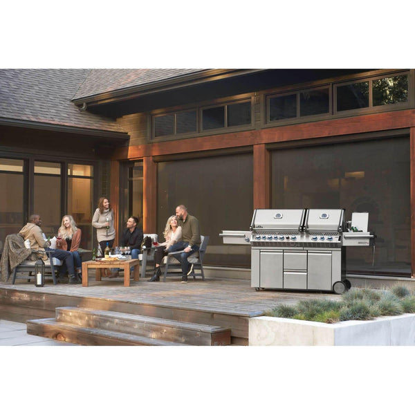 Napoleon Classic Prestige PRO 825 Gas Grill with Power Side Burner