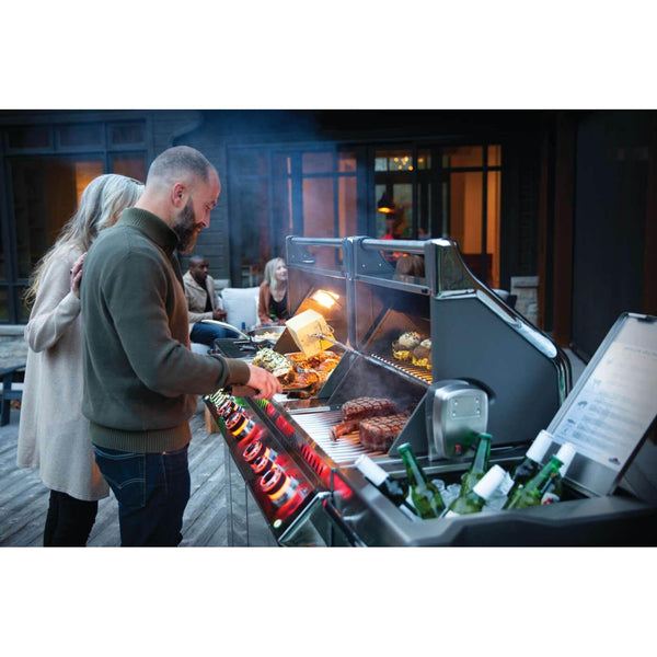 Napoleon Classic Prestige PRO 825 Gas Grill with Power Side Burner